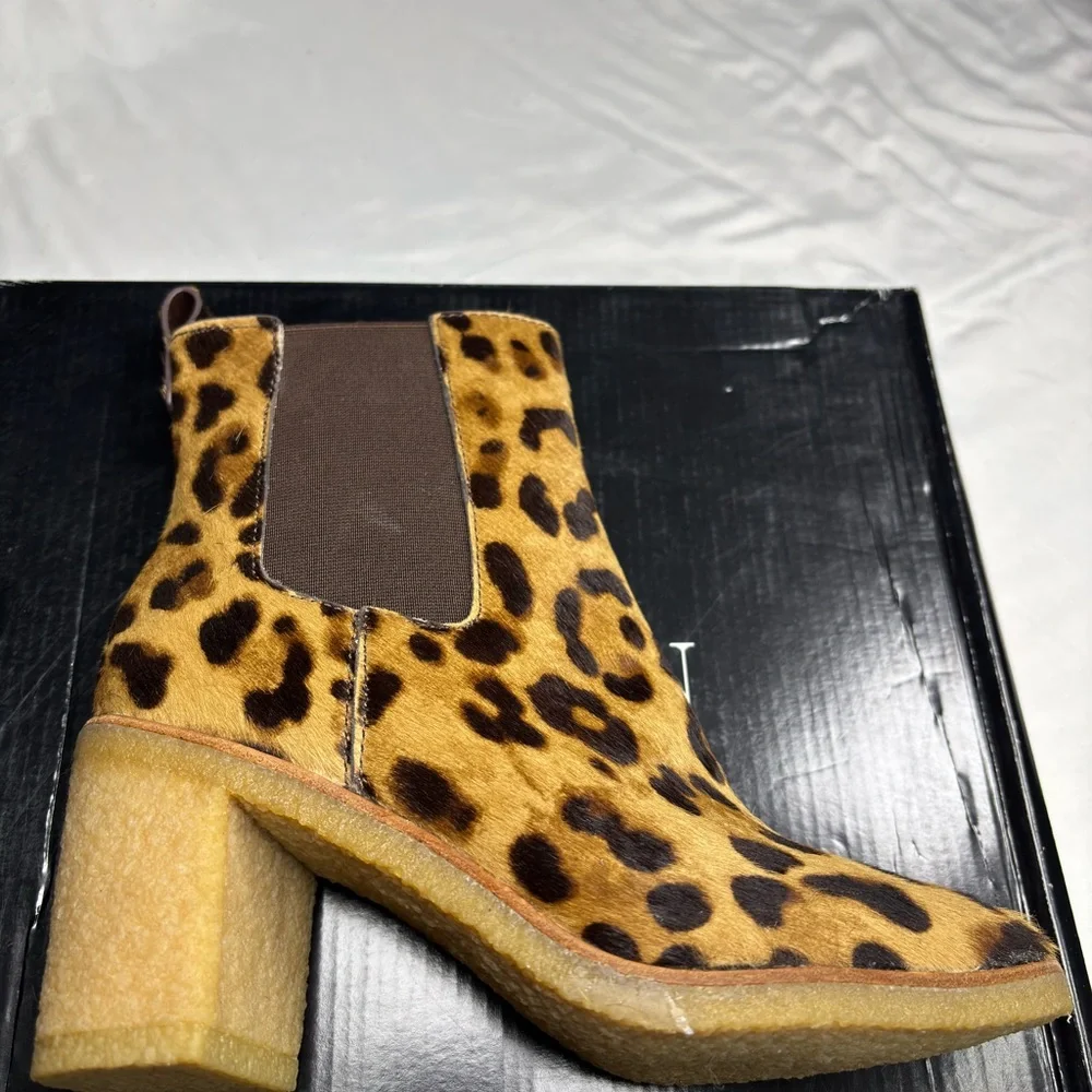 NWB Lauren Ralph Lauren Marianna Women's Suede Pull On‎ Chelsea Boots SIZE7
